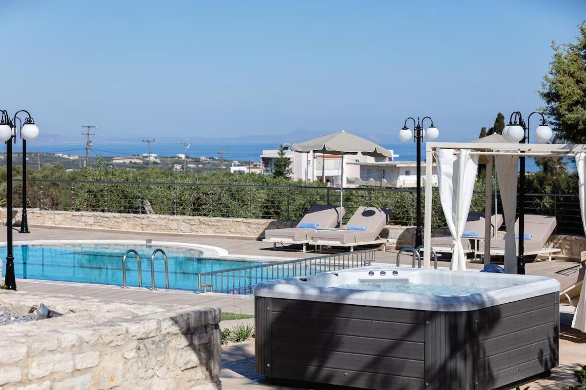 Villa Kyveli Лутра Экстерьер фото